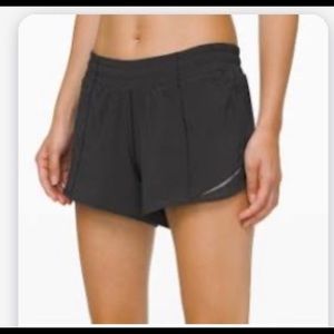 Black lulu shorts